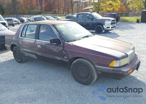 1992 Plymouth Acclaim z USA, uszkodzony, nr VIN 1P3XA4632NF187055